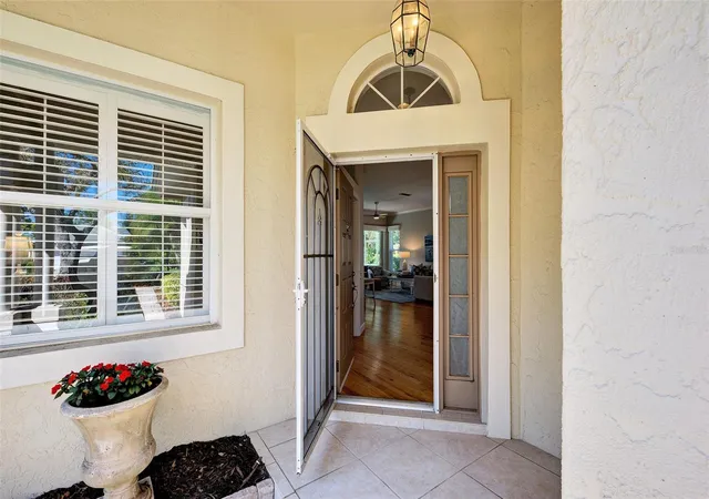 Photo 4 of Single family home for sale at 311 Lansbrook Dr, Venice, FL 34292 | MLS# A4703047 | Listing updated on 2026-09-02
