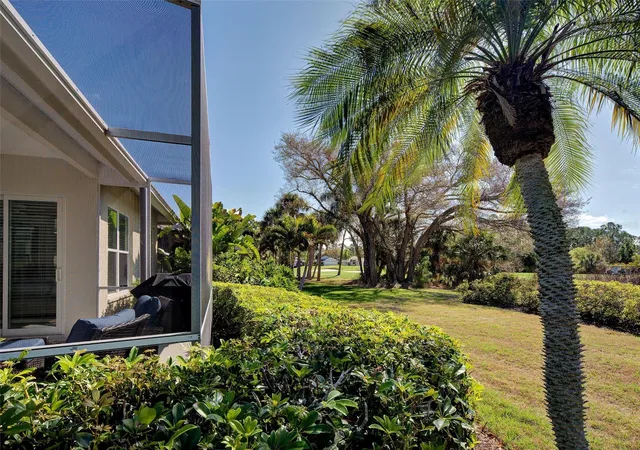 Photo 5 of Single family home for sale at 311 Lansbrook Dr, Venice, FL 34292 | MLS# A4703047 | Listing updated on 2026-09-02