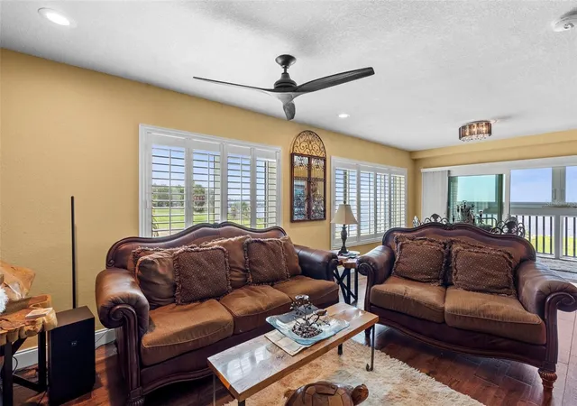 5th image of 800 Bahia Del Sol Dr, RUSKIN, FL 33570