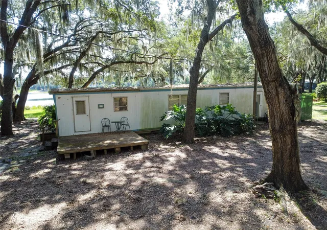 1st image of 170 E Cowpen Lake Point Rd, Hawthorne, FL 32640 | MLS# GC542767