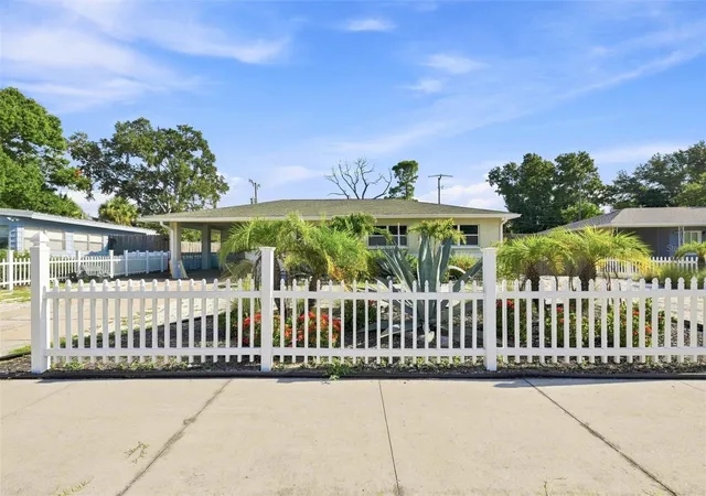 1st image of 2304 Stanford Ave, Bradenton, FL 34207 | MLS# TB8539128