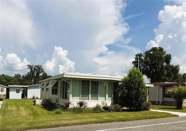 2nd image of 428 Palo Verde Dr, Leesburg, FL 34748 | MLS# R4911820
