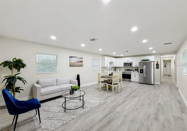 Photo 2 of Single family home for sale at 38910 Merrell Ave, Umatilla, FL 32784 | MLS# O6433787 | Listing updated on 2026-09-16
