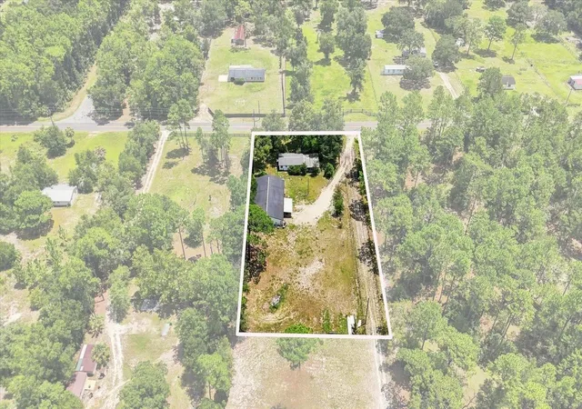 Photo 3 of Single family home for sale at 3750 Sw 181st Court, Dunnellon, FL 34432 | MLS# OM730464 | Listing updated on 2026-09-15