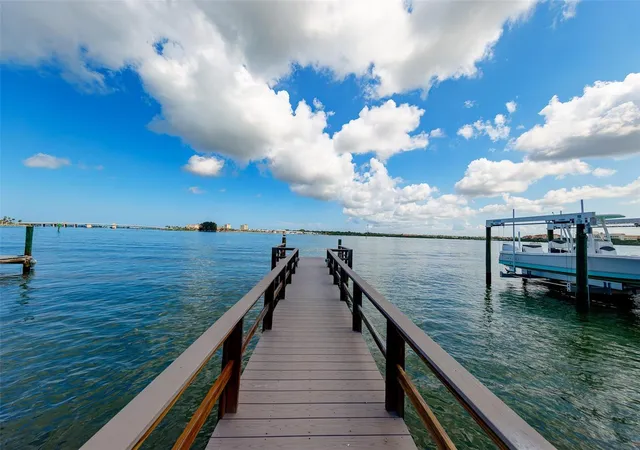 4th image of 814 Bay Point Dr, Madeira Beach, FL 33708 | MLS# TB8539142