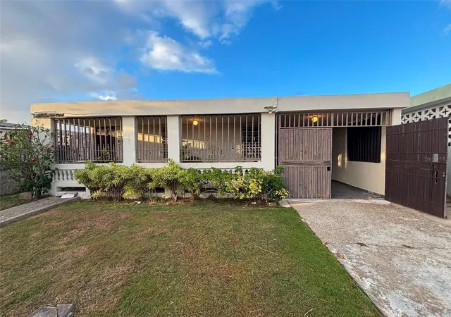 Photo 14 of Single family home for sale at 689 Cancer St Venus Gardens, San Juan, PR 00926 | MLS# PR9123434 | Listing updated on 2026-08-25