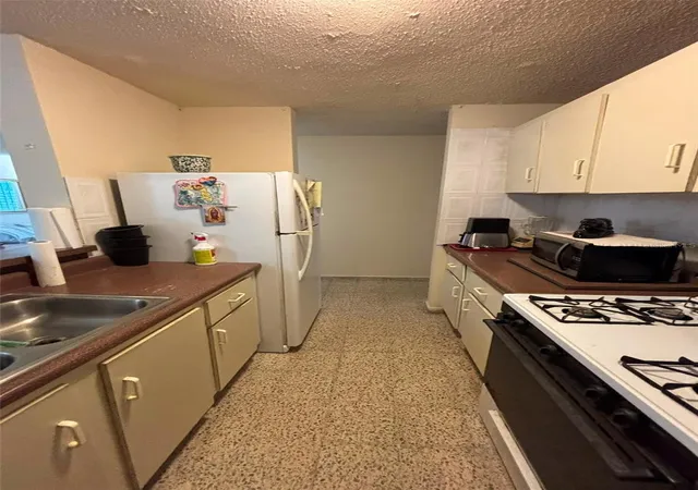 Photo 3 of Single family home for sale at 689 Cancer St Venus Gardens, San Juan, PR 00926 | MLS# PR9123434 | Listing updated on 2026-08-25