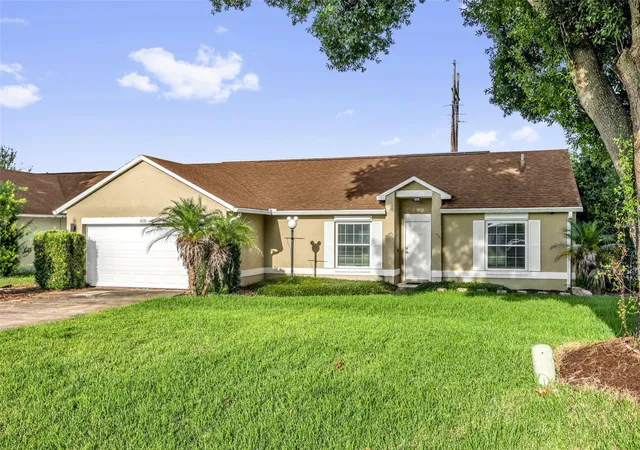 2nd image of 418 Grovepark Dr, Davenport, FL 33837 | MLS# O6433804