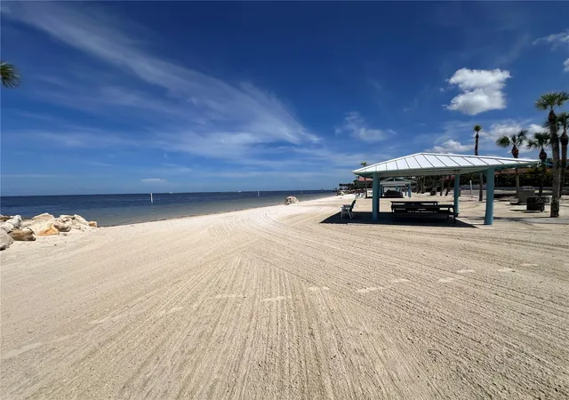 Listing Photo 2 - Condo for sale in building located at 5041 Royal Palms Wy, New Port Richey, FL 34652 - Unit #302