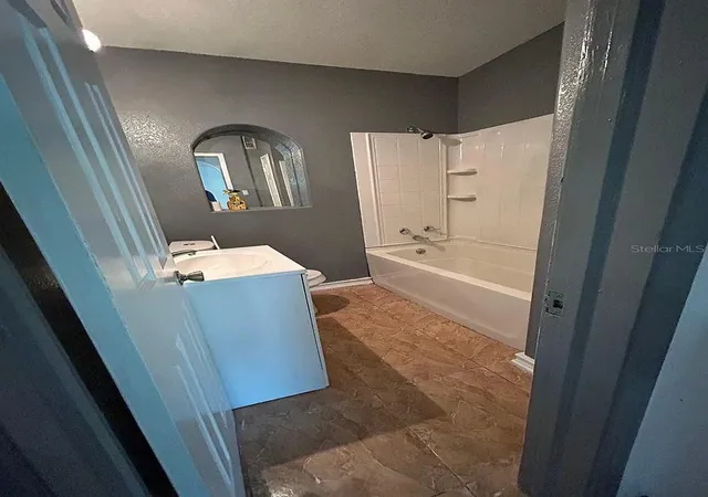 4th image of 706 Thalia Dr, Orlando, FL 32807 | MLS# O6433805
