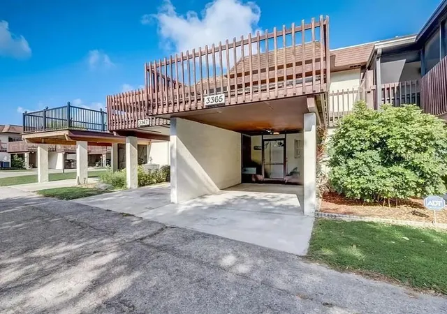 Photo 1 of Condo for sale at 3365 Ramblewood Dr N #35C8, Sarasota, FL 34237 | MLS# A4703066 | Listing updated on 2026-09-16