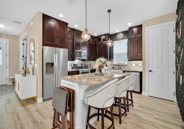 2nd image of 1105 Eagle Run Wy, Ocoee, FL 34761 | MLS# O6433816