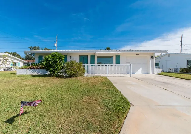 1st image of 9157 140th Wy, Seminole, FL 33776 | MLS# TB8539156