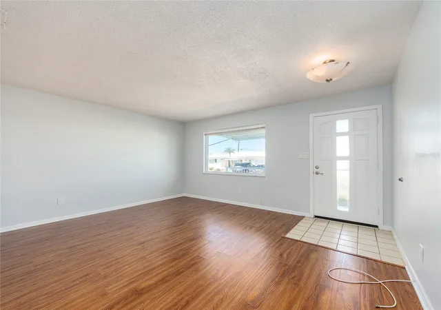 3rd image of 9157 140Th Wy, Seminole, FL 33776 | MLS# TB8539156