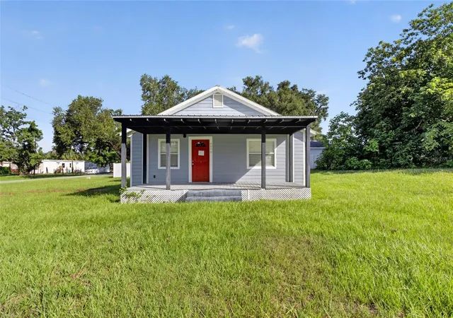 Photo 1 of Single family home for sale at 4104 Orange Ave Se, Highland City, FL 33846 | MLS# O6433826 | Listing updated on 2026-09-19