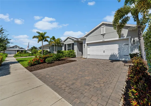 Photo 3 of Single family home for sale at 17416 Silverspur Dr, Punta Gorda, FL 33982 | MLS# C7529625 | Listing updated on 2026-10-28