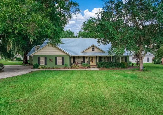 Photo 1 of Single family home for sale at 510 Edgewood Dr, Fort Meade, FL 33841 | MLS# P4939605 | Listing updated on 2026-08-29