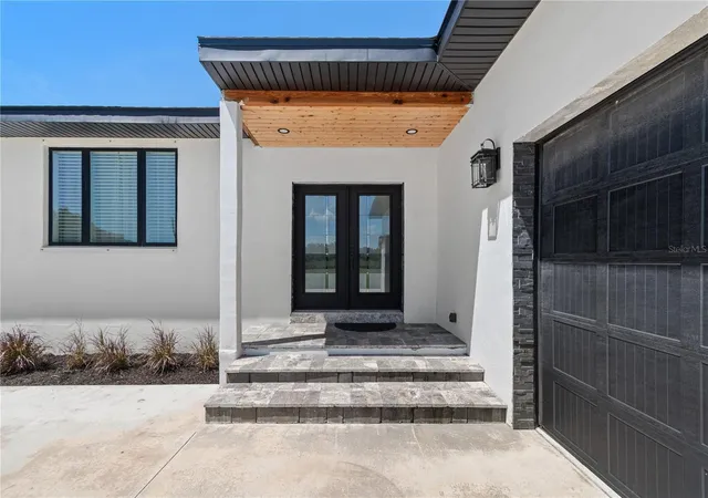 2nd image of 1810 37th St E, Palmetto, FL 34221 | MLS# A4703075