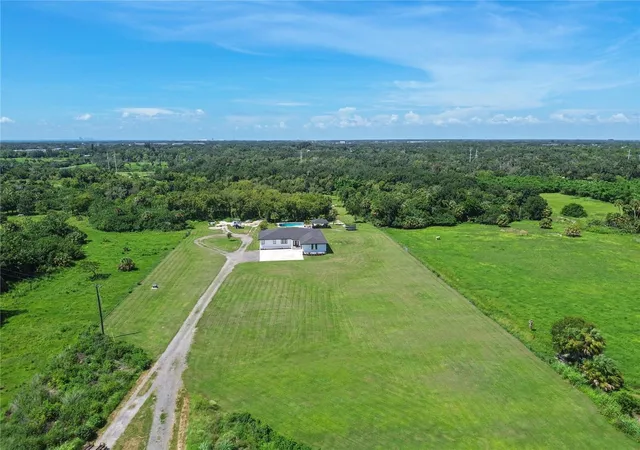 4th image of 1810 37Th St E, Palmetto, FL 34221 | MLS# A4703075