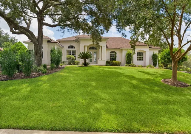 Photo 1 of Single family home for sale at 39407 Treeline Dr, Lady Lake, FL 32159 | MLS# G5116507 | Listing updated on 2026-10-05