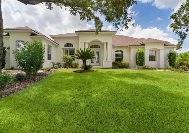 Photo 3 of Single family home for sale at 39407 Treeline Dr, Lady Lake, FL 32159 | MLS# G5116507 | Listing updated on 2026-10-05