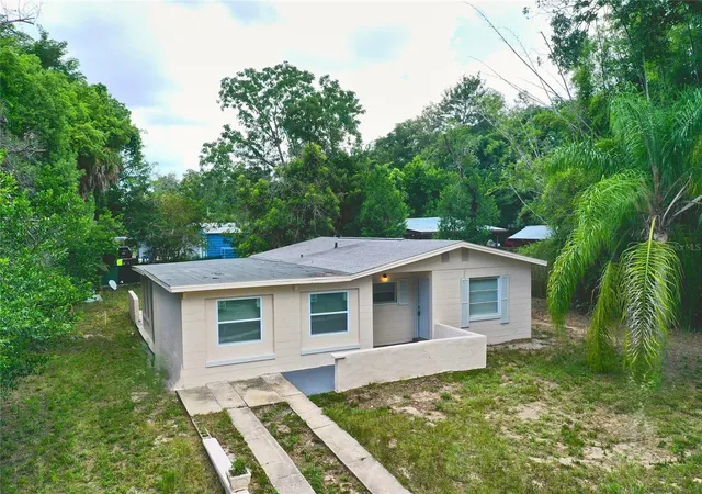 Photo 2 of Single family home for sale at 5625 Bryson Dr, Orlando, FL 32818 | MLS# O6433861 | Listing updated on 2026-09-28
