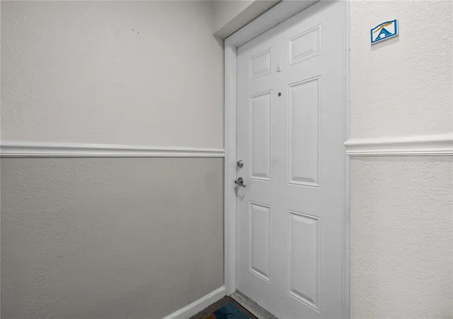 Photo 3 of Condo for sale at 111 Seahorse Dr SE #A, Saint Petersburg, FL 33705 | MLS# TB8539195 | Listing updated on 2026-08-16