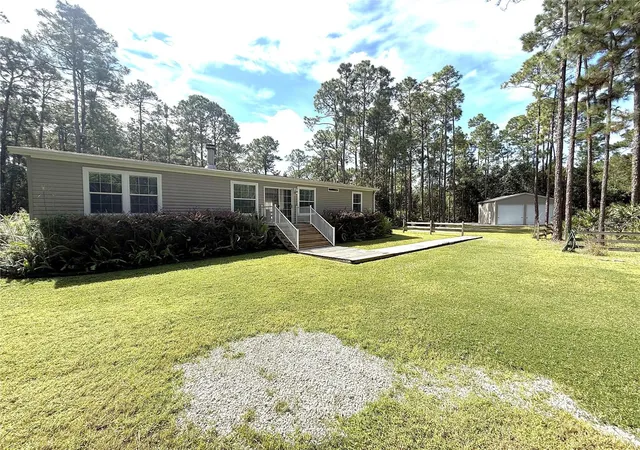 Manufactured home for sale at 1161 Lake Harney Woods Blvd, MIMS, FL 32754 | MLS# O6433877