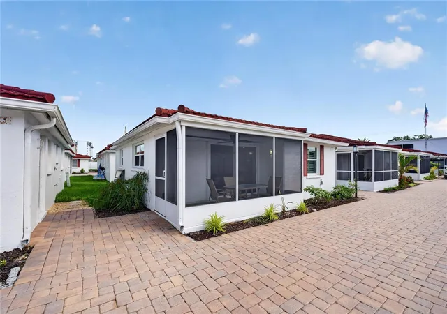 Photo 3 of House for sale at 6154 Midnight Pass Rd #VILLA4C, Sarasota, FL 34242 | MLS# A4703083 | Listing updated on 2026-09-23