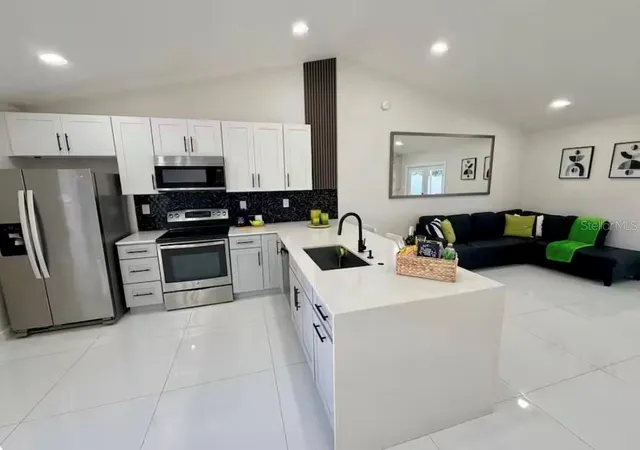 Photo 4 of Single family home for sale at 310 Silk Oak Dr, Kissimmee, FL 34743 | MLS# S5155692 | Listing updated on 2026-08-22