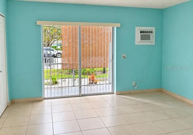 Photo 3 of Condo for sale at 146 Camden G #146, West Palm Beach, FL 33417 | MLS# K4903704 | Listing updated on 2026-10-12