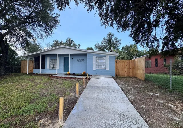 Photo 1 of Single family home for sale at 8315 Libby Ln, Tampa, FL 33619 | MLS# TB8539227 | Listing updated on 2026-09-11