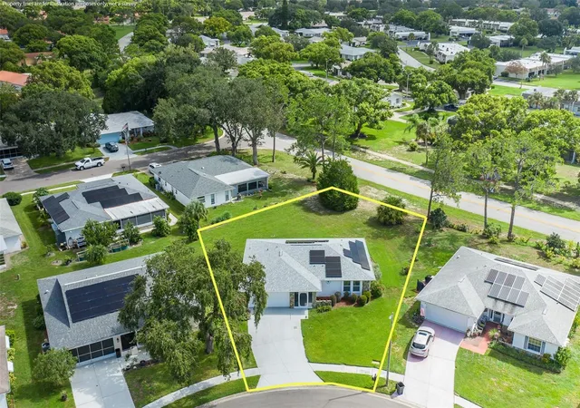 Photo 3 of Single family home for sale at 11210 Elderberry Dr, Port Richey, FL 34668 | MLS# W7888637 | Listing updated on 2026-08-16