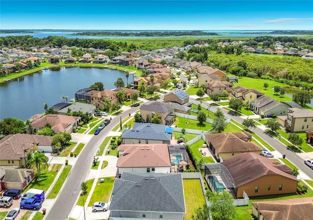 Photo 4 of Single family home for sale at 3034 Boating Blvd, Kissimmee, FL 34746 | MLS# TB8539232 | Listing updated on 2026-09-22