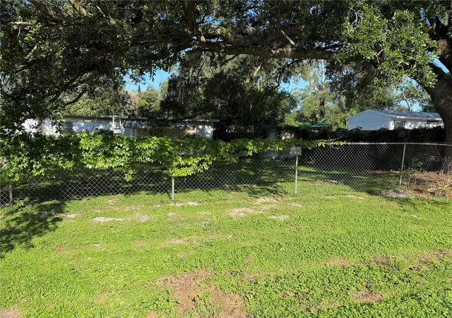 3rd image of 5100 Sw 69Th St, Gainesville, FL 32608 | MLS# GC542775