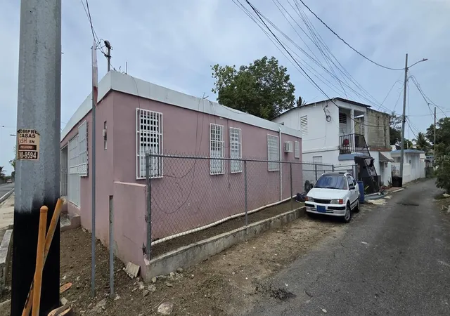 Photo 3 of Sale Pending at 4262 Calle Turquesa Sabana Seca, Sabana Seca, PR | MLS# PR9123445 | Listing updated on 2026-08-22