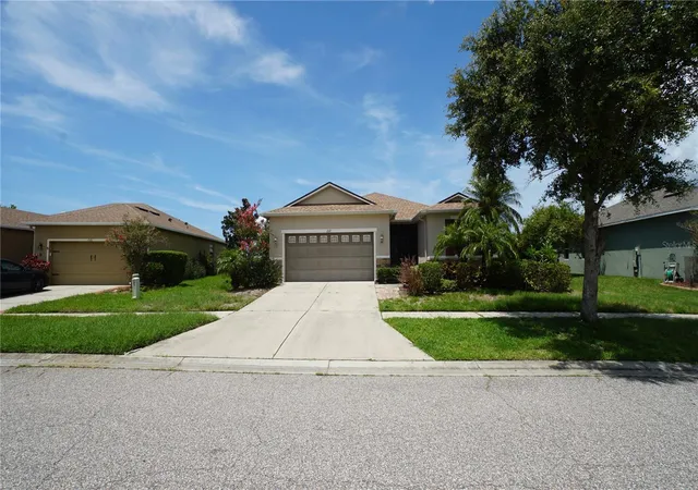 3rd image of 222 Star Shell Dr, Apollo Beach, FL 33572 | MLS# TB8539233
