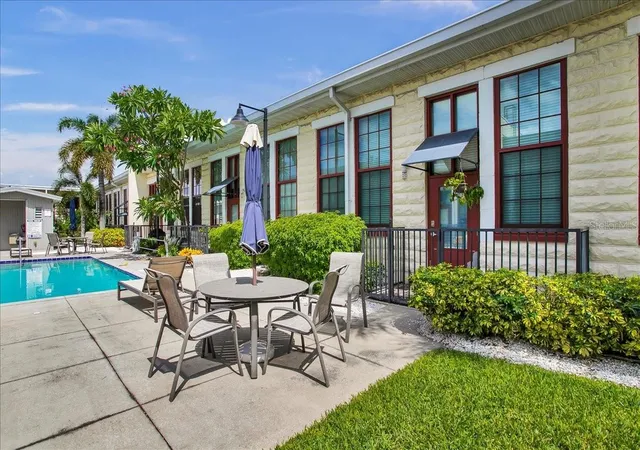 Listing Photo 2 - Condo for sale in building located at 2001 E 2Nd Ave, Tampa, FL 33605 - Unit #24
