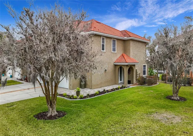 Photo 3 of Sale Pending at 21211 Calle Rosa Dr, Land O Lakes, FL 34637 | MLS# TB8539255 | Listing updated on 2026-09-12