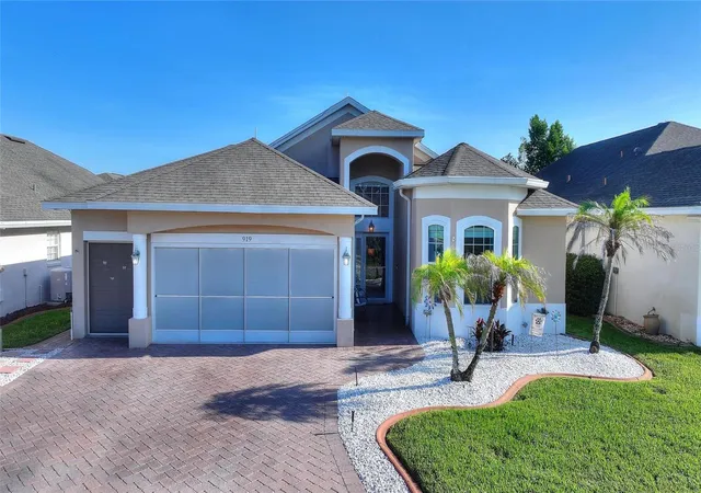 Photo 1 of Single family home for sale at 919 Ashton Dr, Davenport, FL 33837 | MLS# S5155707 | Listing updated on 2026-10-04