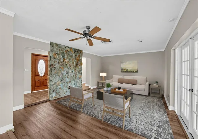 Photo 4 of Sale Pending at 6450 31st Terrace N, Saint Petersburg, FL 33710 | MLS# A4703097 | Listing updated on 2026-10-30