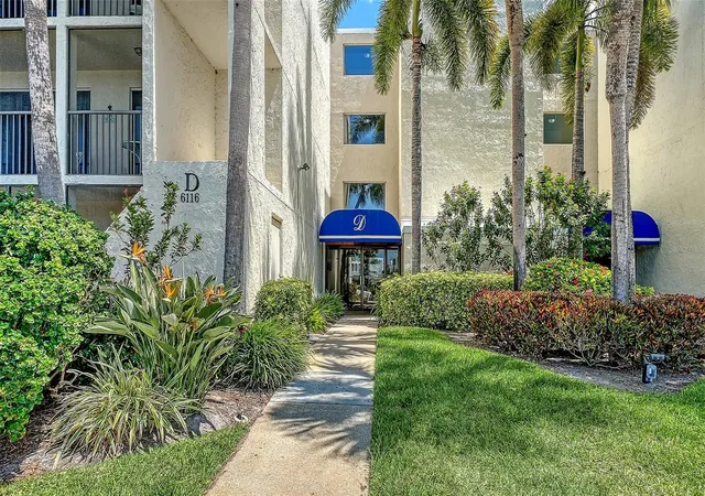 3rd image of 6116 43Rd St W, Bradenton, FL 34210