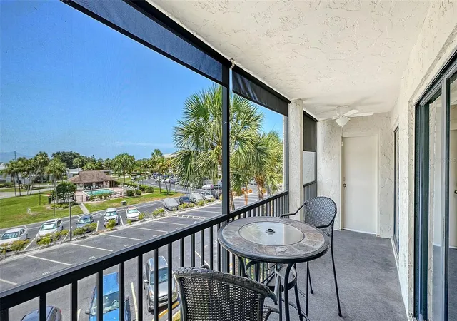 5th image of 6116 43Rd St W, Bradenton, FL 34210
