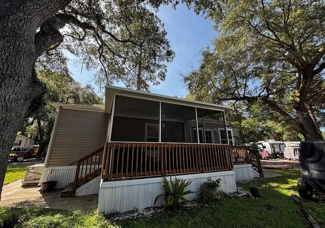 5th image of 25333 Ne 141St St, Fort Mc Coy, FL 32134 | MLS# OM730489
