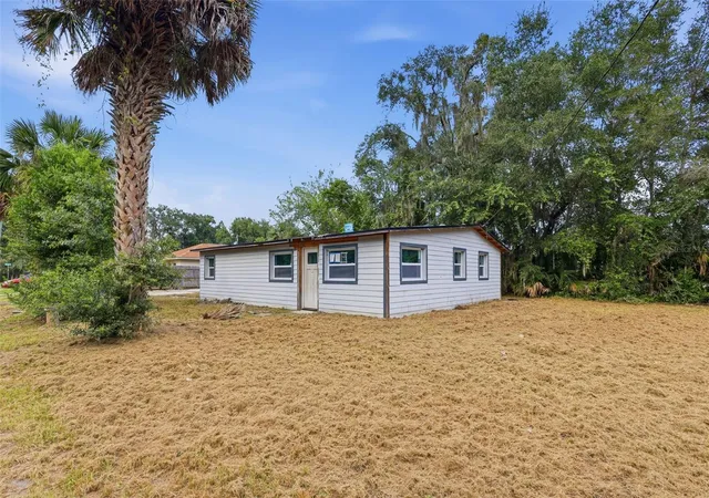 2nd image of 921 S Salisbury Ave, Deland, FL 32720 | MLS# V4950749