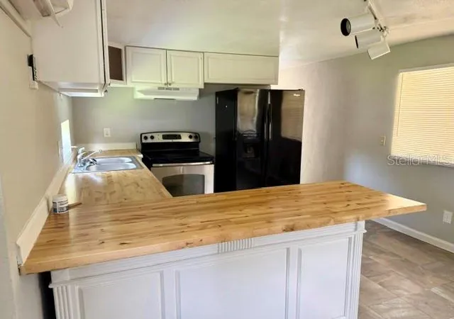 2nd image of 21307 Campbell Dr, Brooksville, FL 34601 | MLS# TB8539279