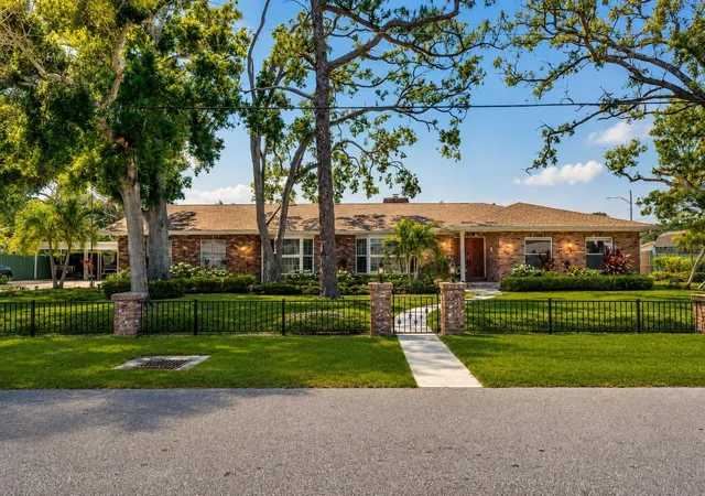 2nd image of 7920 43rd St N, Pinellas Park, FL 33781 | MLS# TB8539289