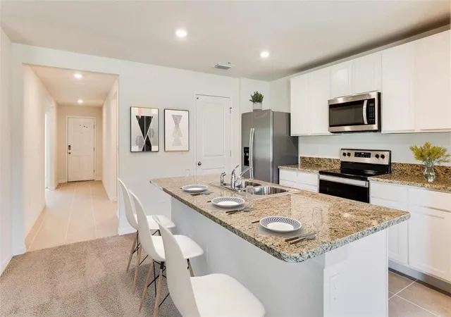 3rd image of 4322 Harvest Gardens Loop, Plant City, FL 33565 | MLS# TB8539302