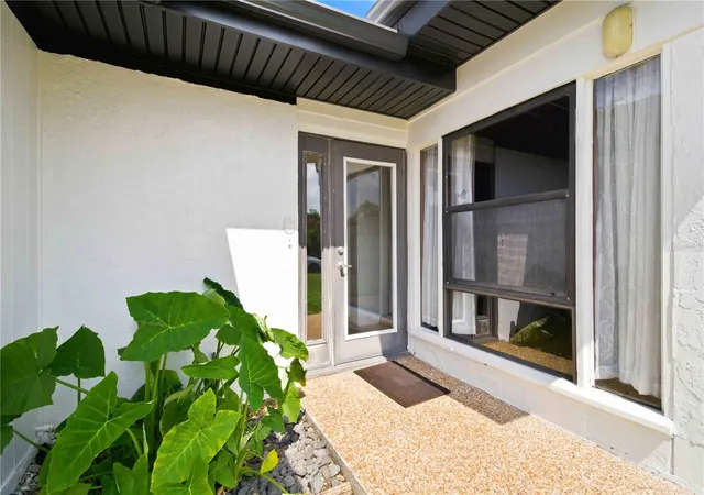 Photo 3 of Single family home for sale at 6332 Pauline Ave, Sarasota, FL 34231 | MLS# A4703111 | Listing updated on 2026-09-15
