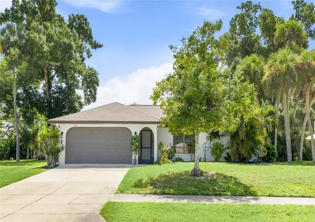 Photo 1 of Single family home for sale at 3207 Valencia Rd, Venice, FL 34293 | MLS# N6145384 | Listing updated on 2026-09-02